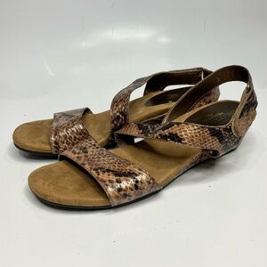 Aerosoles snake skin wedge sandals size 8.5